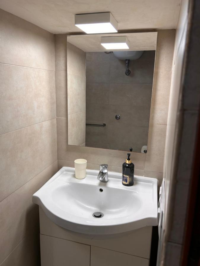 Olina Studio Apartment Napoli Bagian luar foto